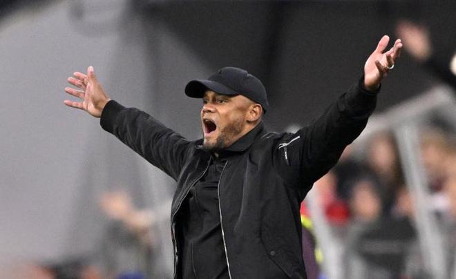 體圖：借鑒他隊經(jīng)驗，孔帕尼強調(diào)團結(jié)，禁球員公開批評球隊