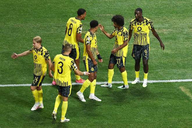 世俱杯8強(qiáng)，歐5隊(duì)+4豪門領(lǐng)跑，下四席由3黑馬圍攻切爾西。