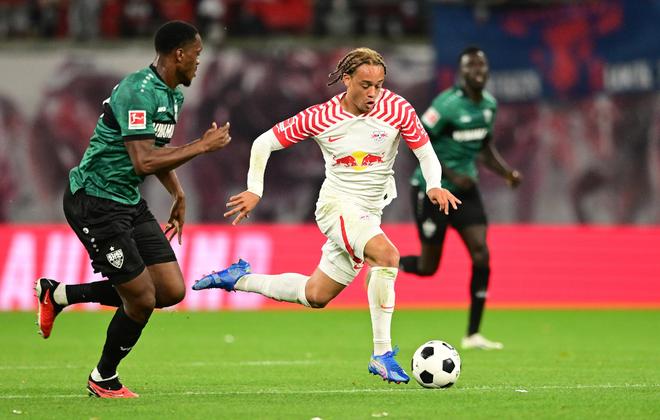 萊比錫未與藍(lán)軍、槍手、拜仁談西蒙斯轉(zhuǎn)會