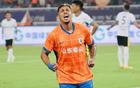 山東泰山勝西海岸，克雷桑破荒，卡扎七球五場七球